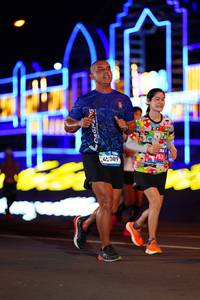 BIB: 68097
                            <button type="button" onclick="openModal(22871541)" class="btn btn-primary btn-sm float-right btn-popup" data-toggle="modal" data-target=".modal-high-quality">
                        <i class="fas fa-shopping-cart"></i> Add to Cart
                    </button>
                                            <button type="button" onclick="isThisMe(22871541, true)" class="btn btn-success btn-sm float-right btn-popup btn-isme hidden" data-toggle="tooltip" data-placement="bottom" title="นี่คือรูปของคุณใช่ไหม คลิกที่นี่เพื่อเอาเข้าอัลบั้ม">
                        <i class="fas fa-plus"></i> Add to album
                    </button>
                    <button type="button" onclick="isThisMe(22871541, false)" class="btn btn-warning btn-sm float-right btn-popup btn-isnotme hidden">
                        <i class="fas fa-ban"></i> Remove from album
                    </button>